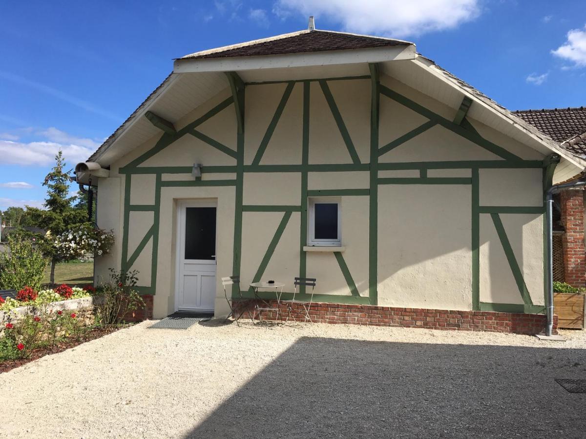La Maison De Louna Saint-Parres-les-Vaudes Exterior foto